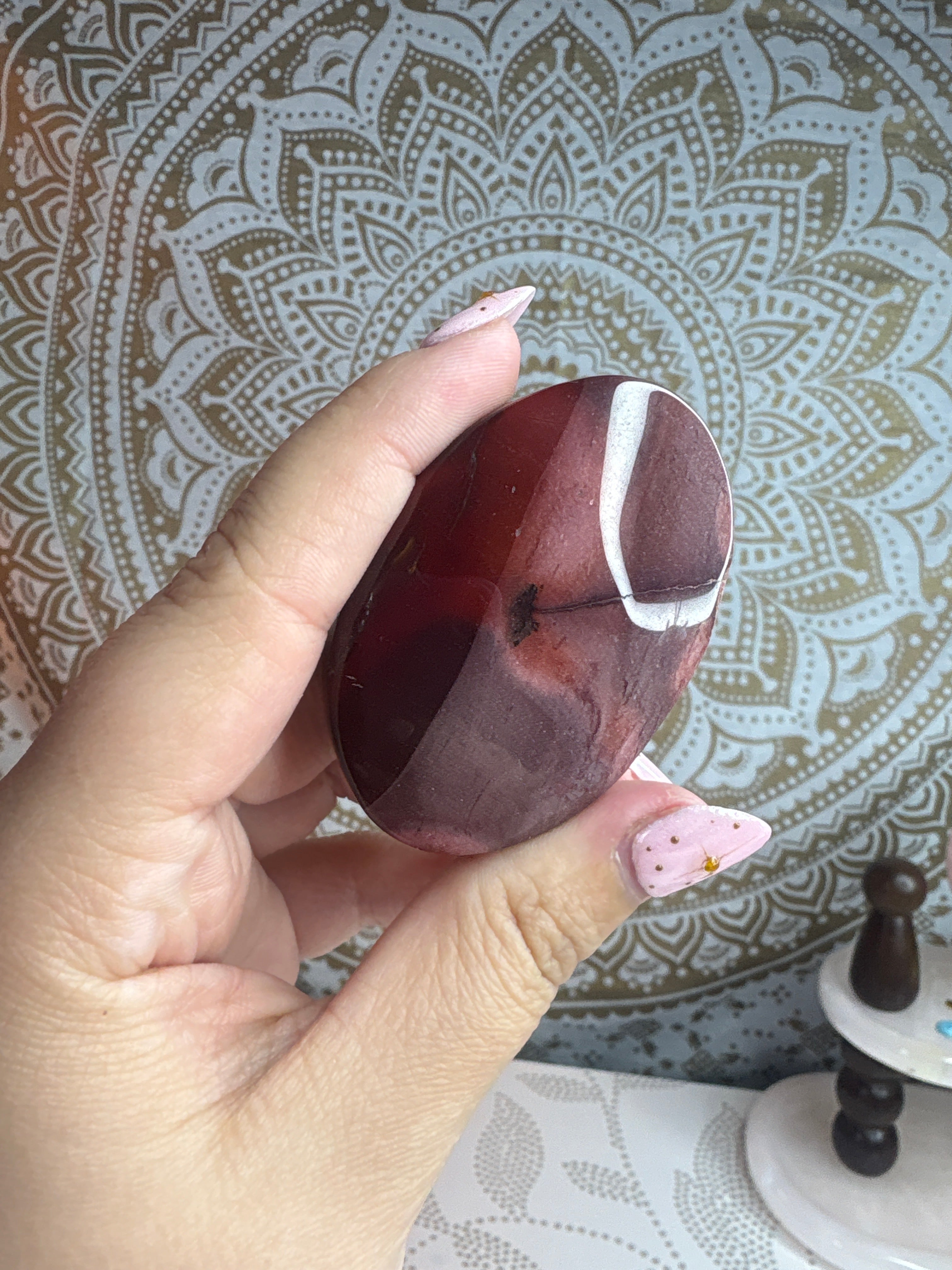 Mookaite Palmstone