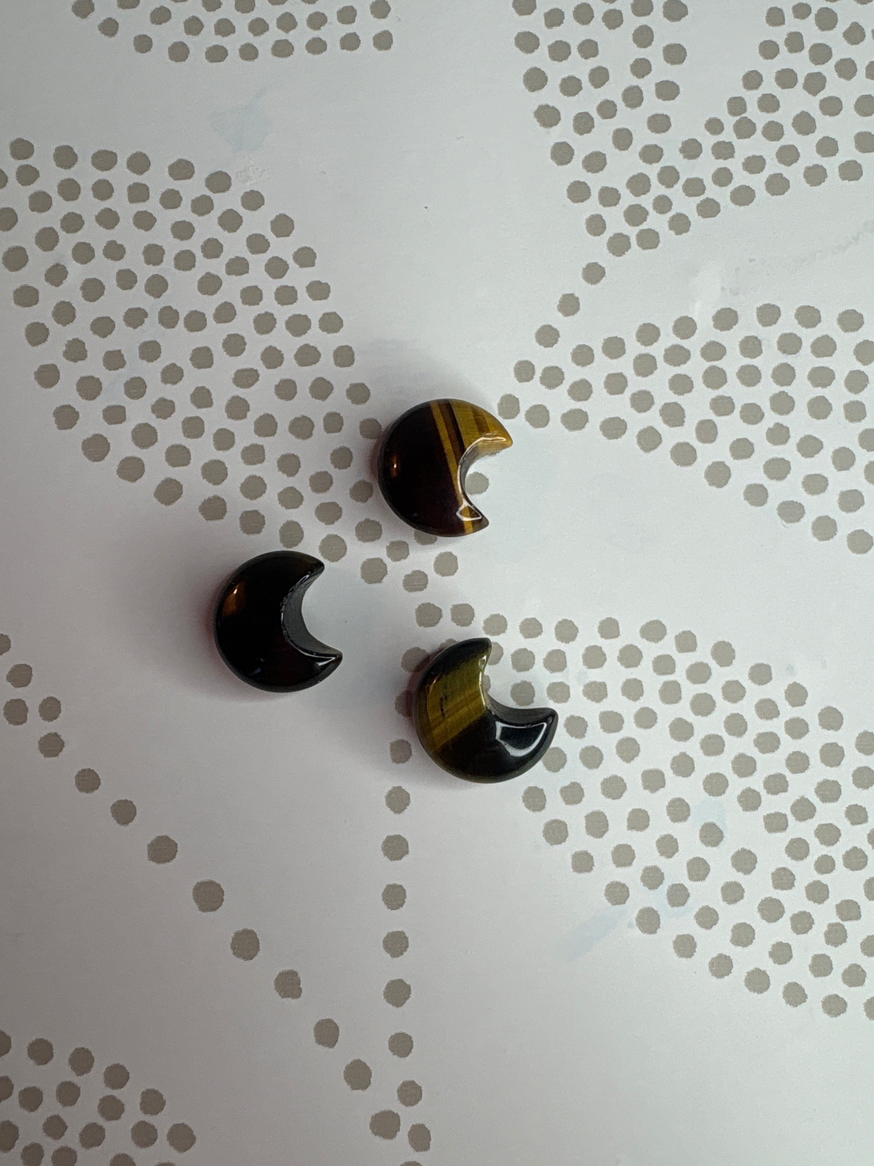 Mini Tigers Eye Moon